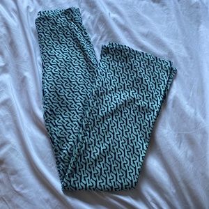 Patterned leggings